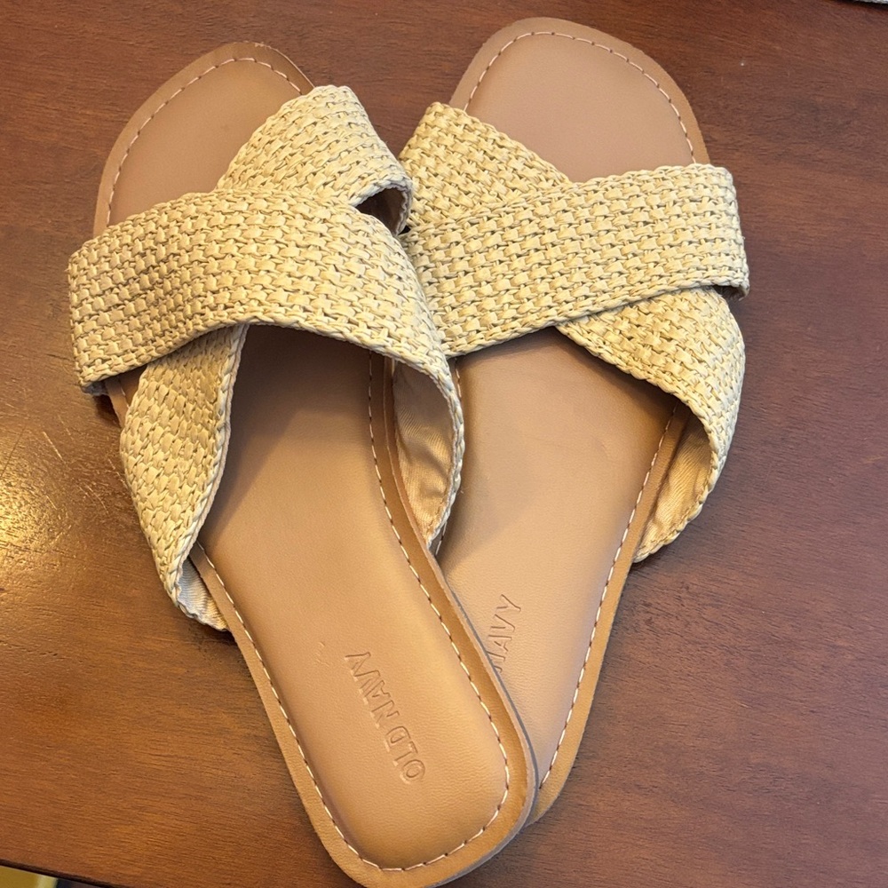 Old Navy Women's Woven Beige Sandals